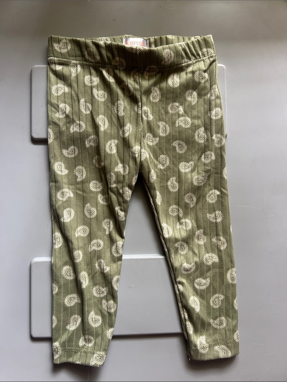 Kensie Baby Olive Paisley Ribbed Leggings